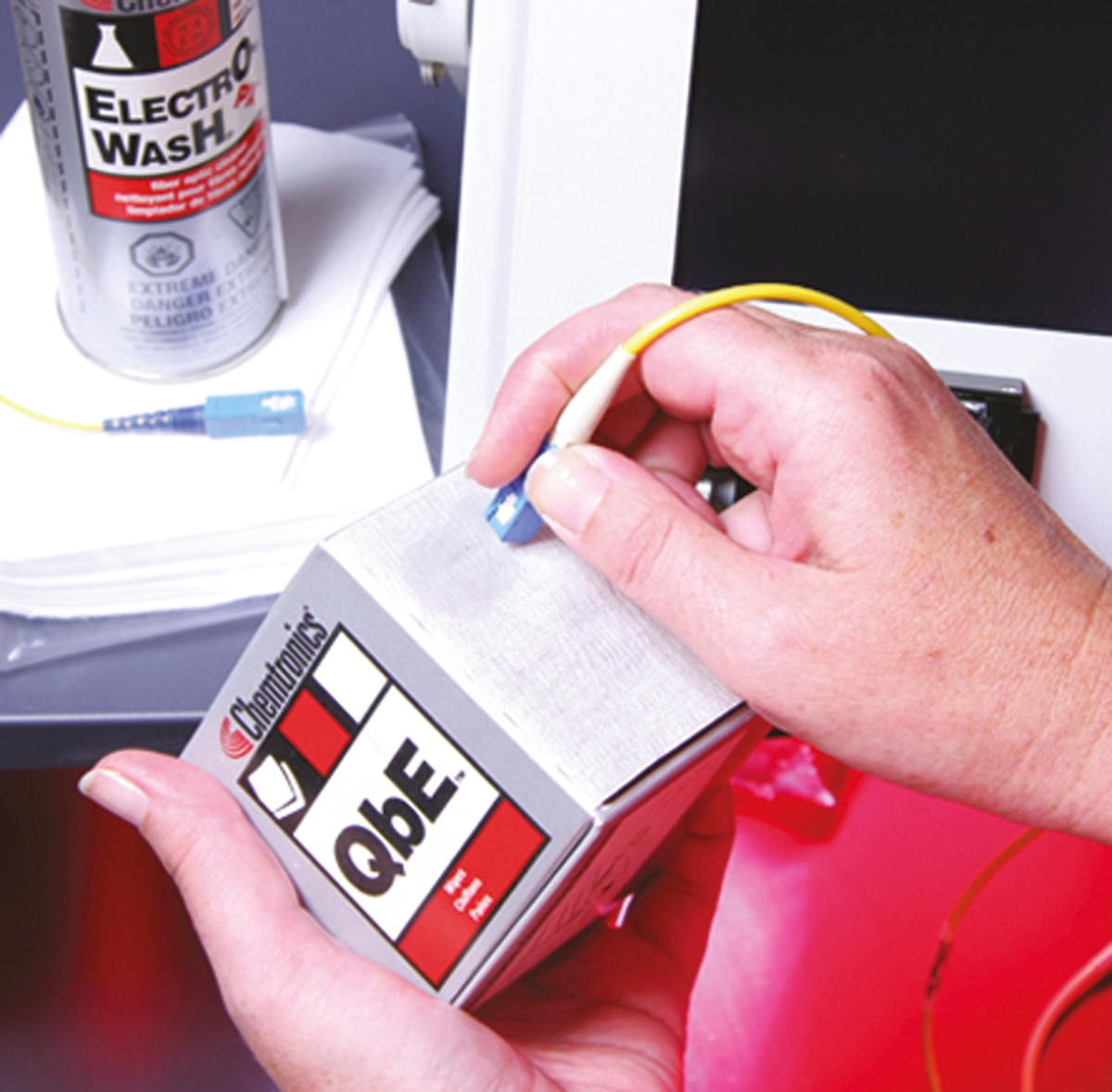 Chemtronics Fibre Optic Cleaning Wipe for Fibre Optic Connectors, Removing Buffer Gel, Splices, 200 pcs