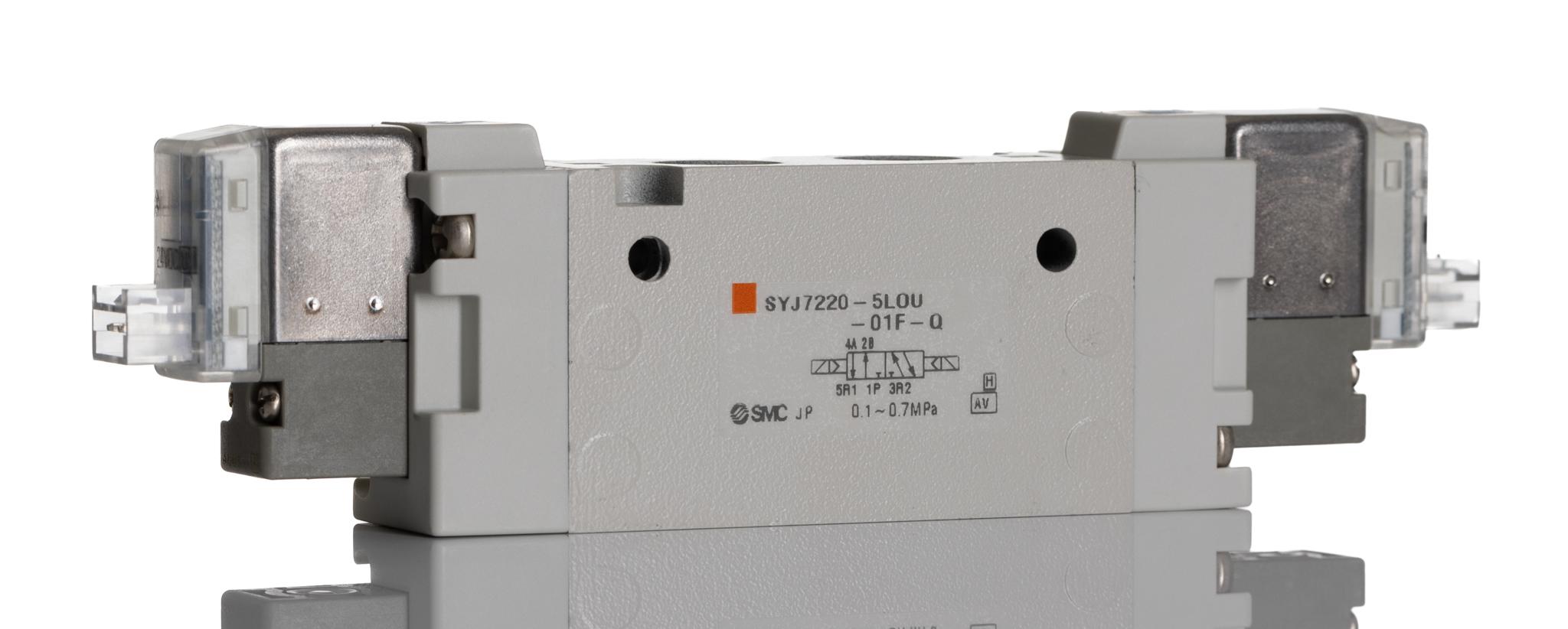 SMC 5/2 Pneumatic Solenoid Valve - Solenoid/Solenoid G 1/8 SYJ7000 Series 24V dc