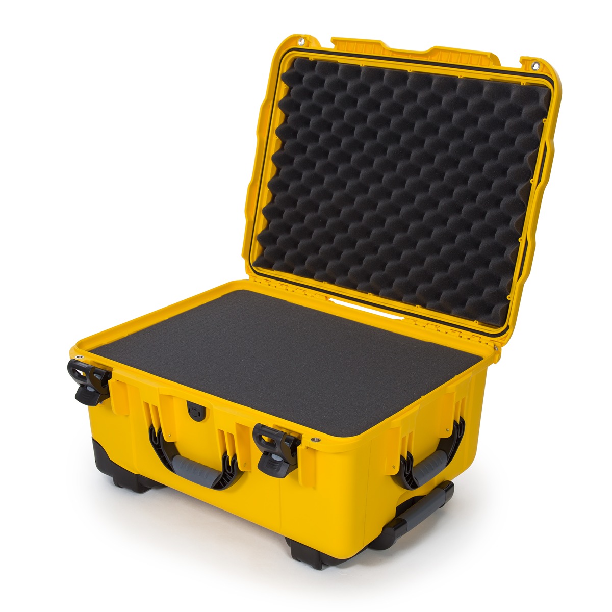 Nanuk Nanuk 950 Waterproof Plastic Case With Wheels, 579 x 465 x 297mm
