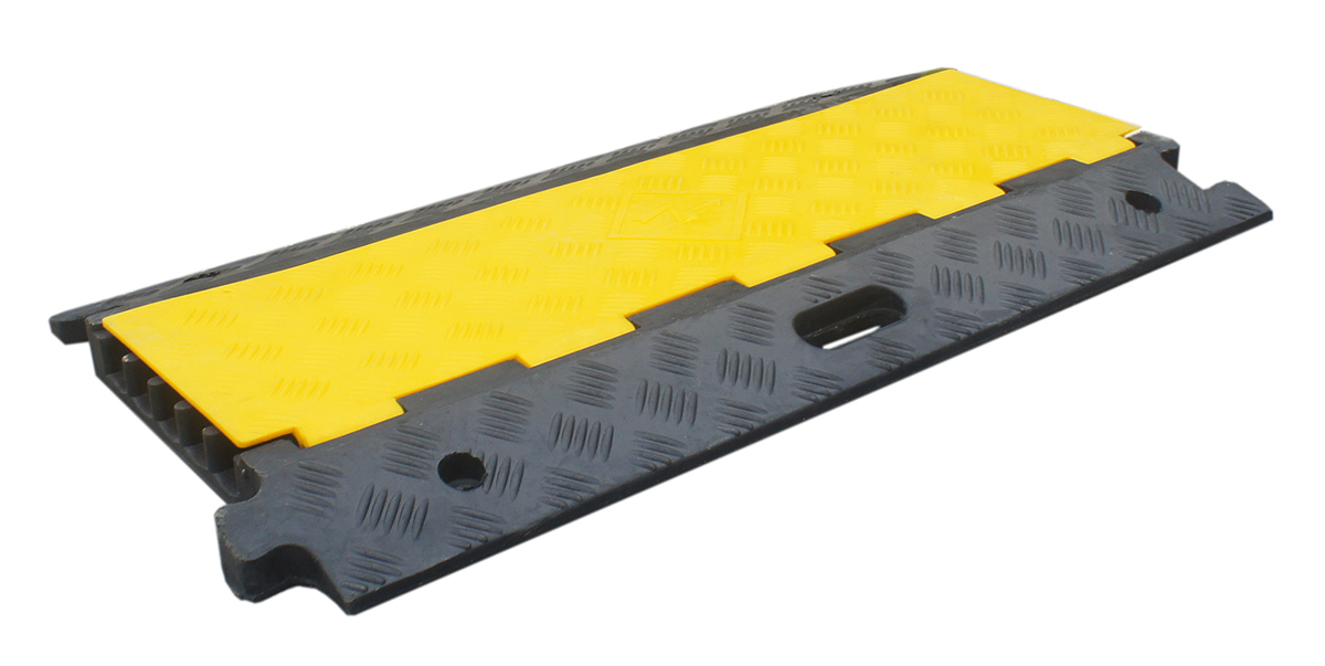 RS PRO 910mm Black/Yellow Cable Cover in Rubber, Thermoplastic, 34mm Inside dia.