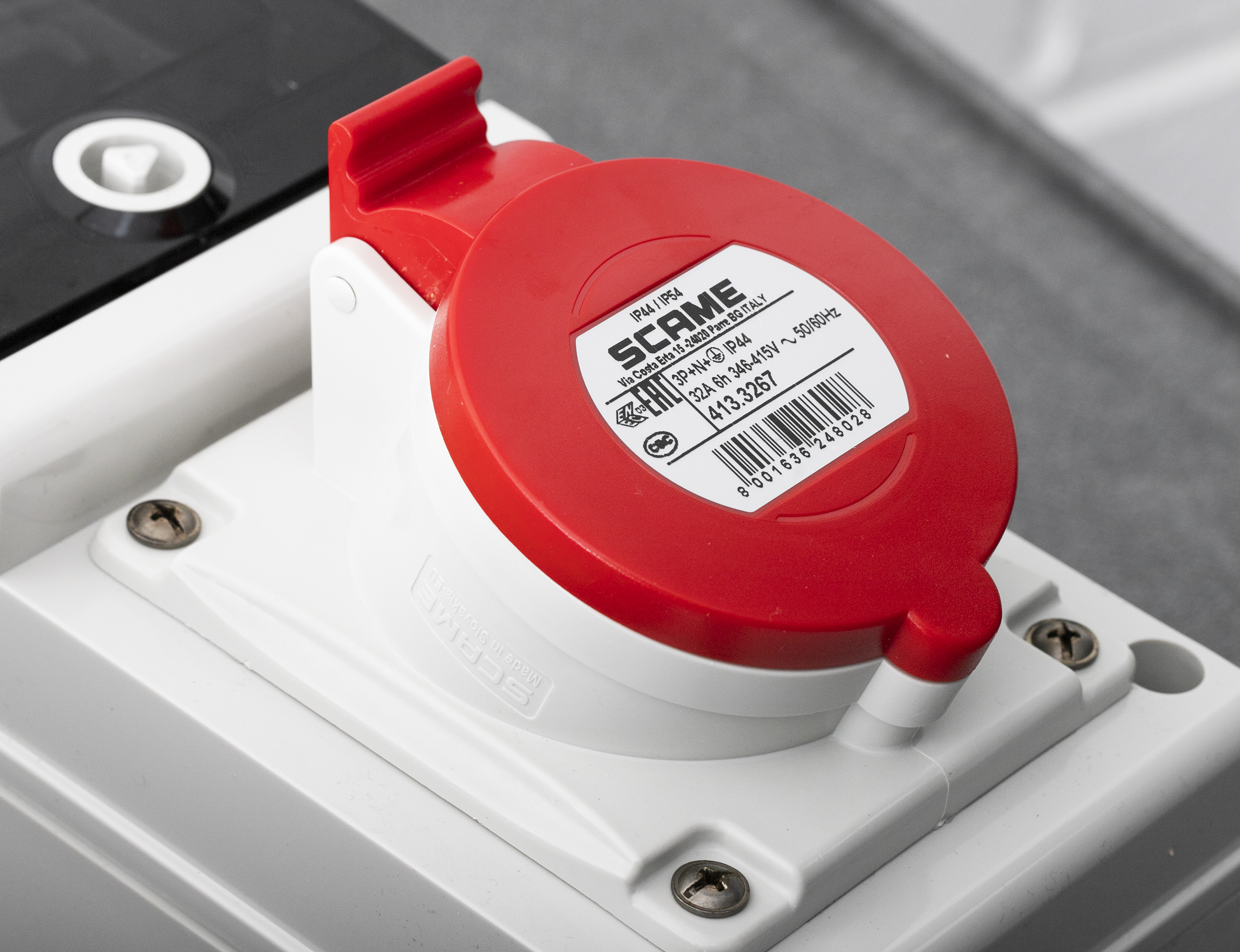 Scame, DOMINO IP44 Red Wall Mount 3P + N + E RCD Industrial Power Connector Socket, Rated At 32A, 415 V