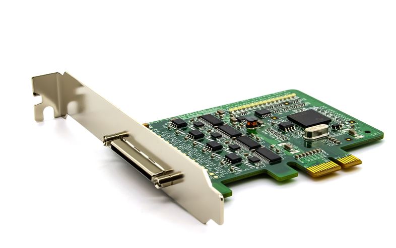 MOXA 8 Port PCIe Network Card