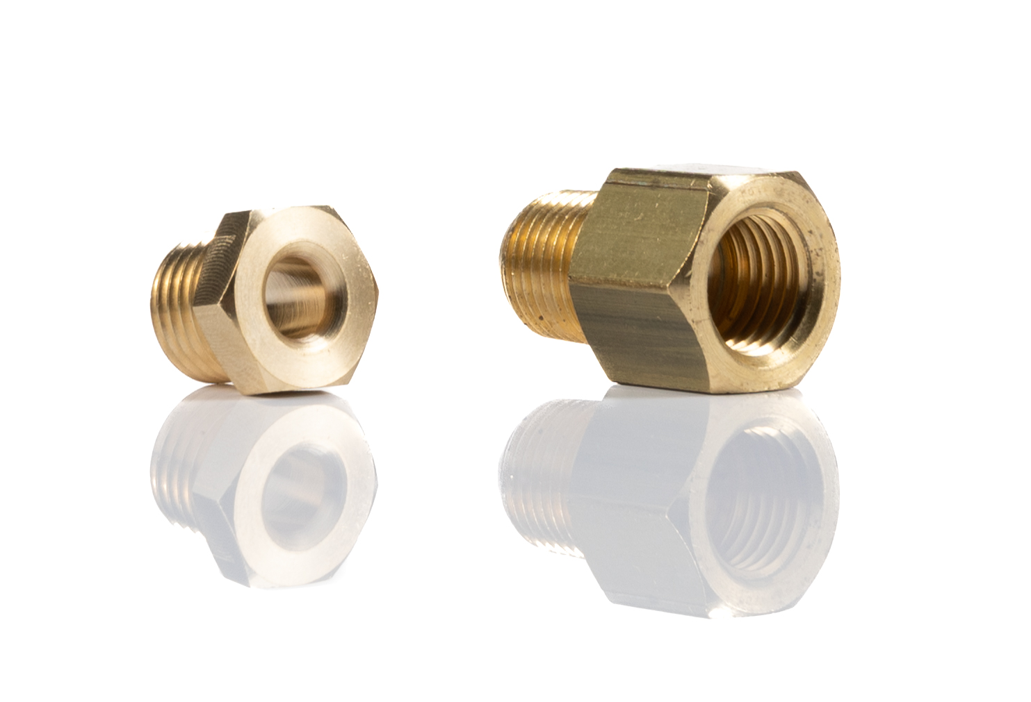 Norgren ENOTS Series Straight Threaded Adaptor, R 1/8 Male to 3/16 in, Threaded-to-Tube Connection Style