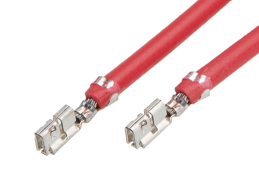 Molex Female Micro-One to Female Micro-One Crimped Wire, 75, 22, Red