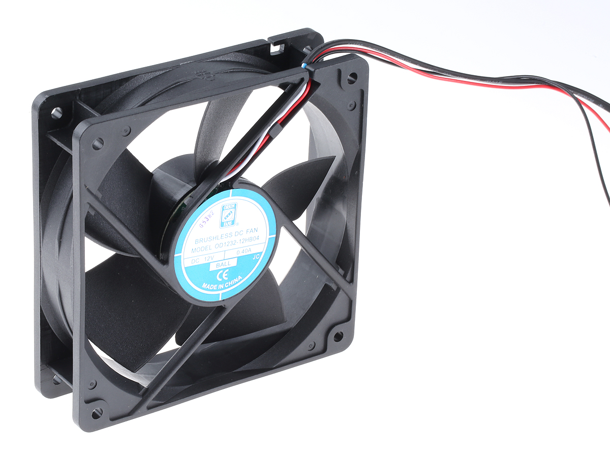RS PRO Axial Fan, 12 V dc, DC Operation, 203.9m³/h, 4.8W, 600mA Max, 120 x 120 x 32mm