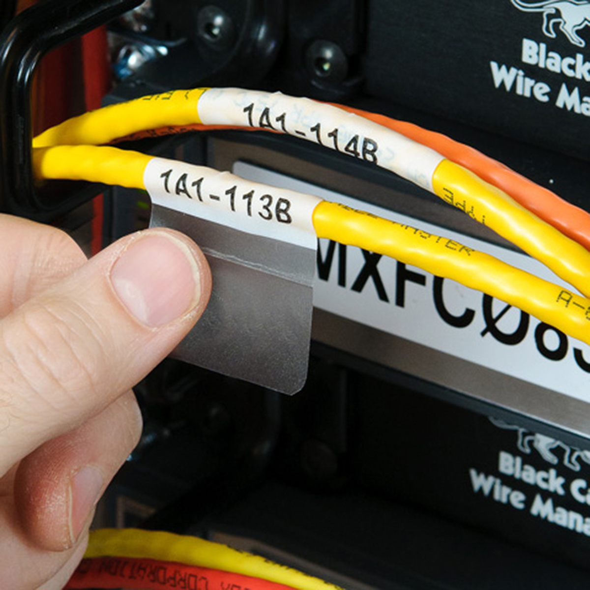 Brady B-427 Black on White, Transparent Label Printer Tape, 25.40 mm Width, 31.75mm Label Length, 25.4mm Label Width