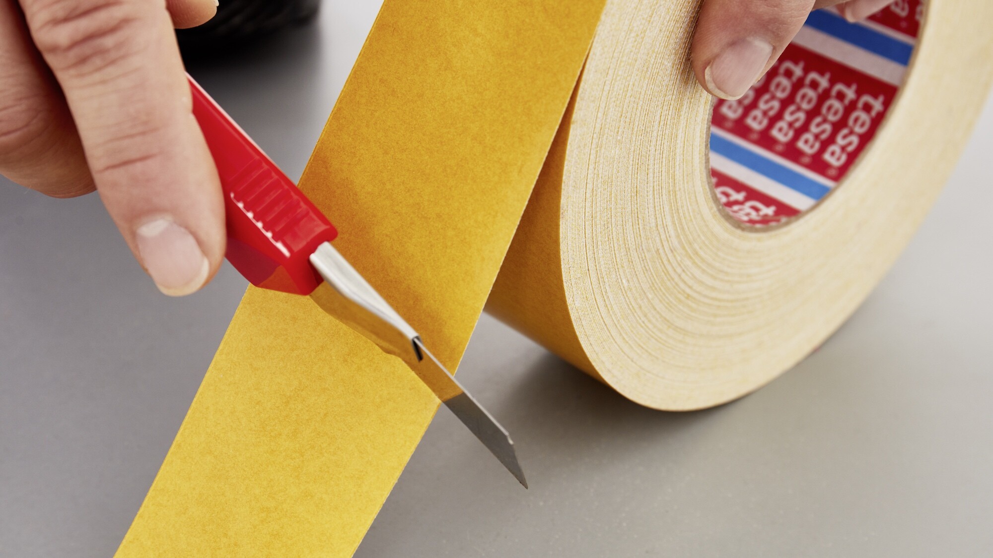 Tesa 04964-00075-00 White Double Sided Cloth Tape, 0.390mm Thick, 7,6 N/cm, Cloth Backing, 19mm x 50m