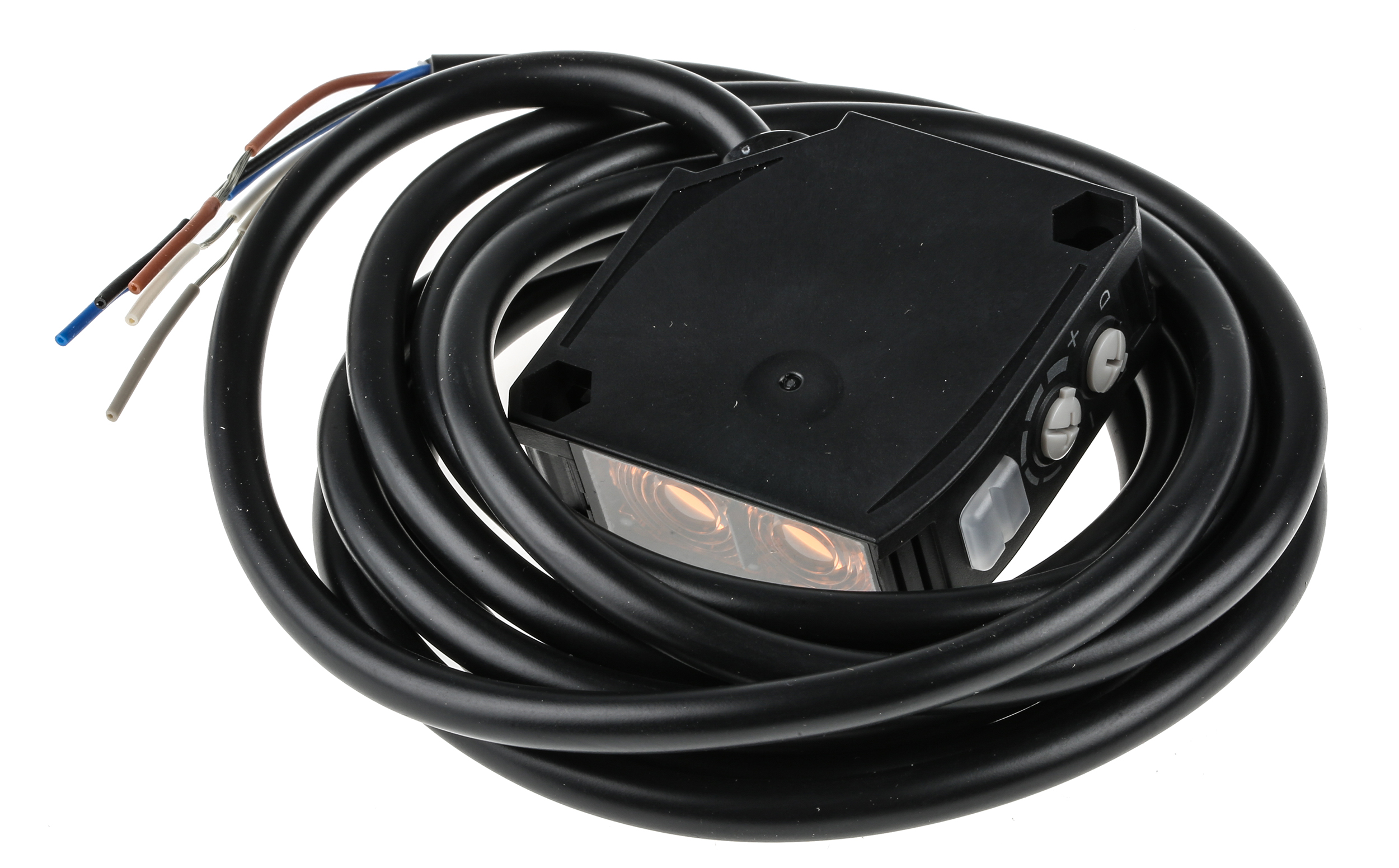 Omron Diffuse Photoelectric Sensor, Block Sensor, 2.5 m Detection Range