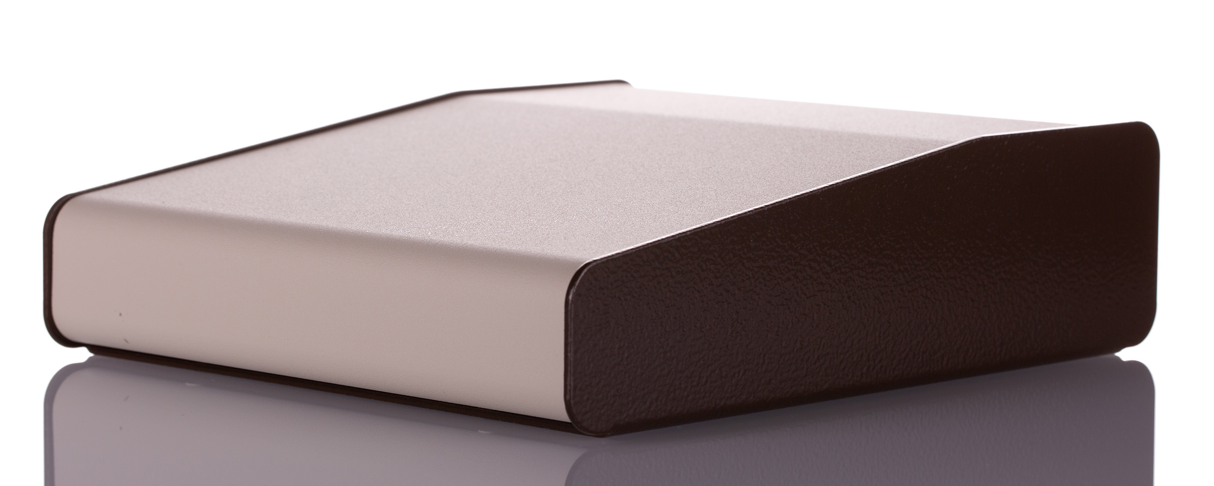 CAMDENBOSS 2000 Series Beige, Brown Aluminium Desktop Enclosure, Sloped Front, 210 x 178 x 55mm