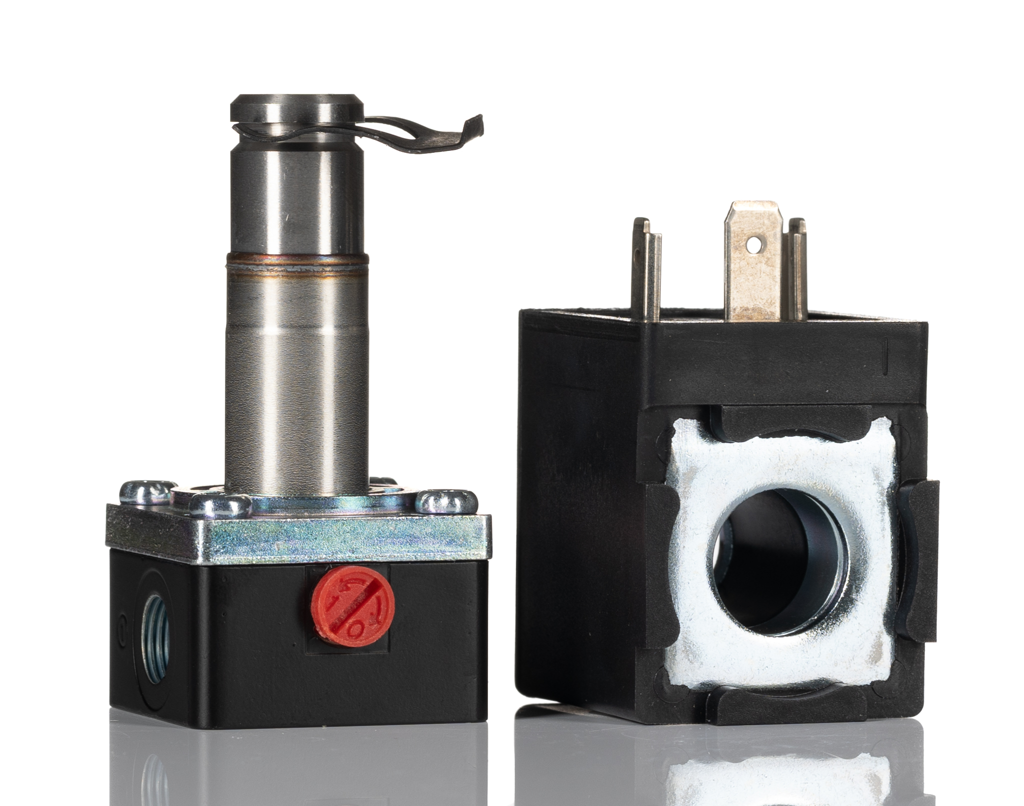 Norgren 2/2 Pneumatic Solenoid Valve - Solenoid/Spring G 1/8 V04 Series 220→240V ac