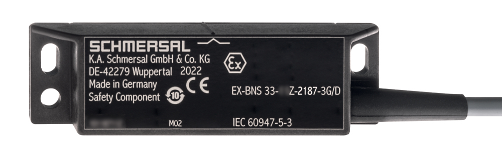 Schmersal EX-BNS33 Series Flush Magnetic Non-Contact Safety Switch, 24V dc, Reinforced Thermoplastic Housing, NO/2NC,