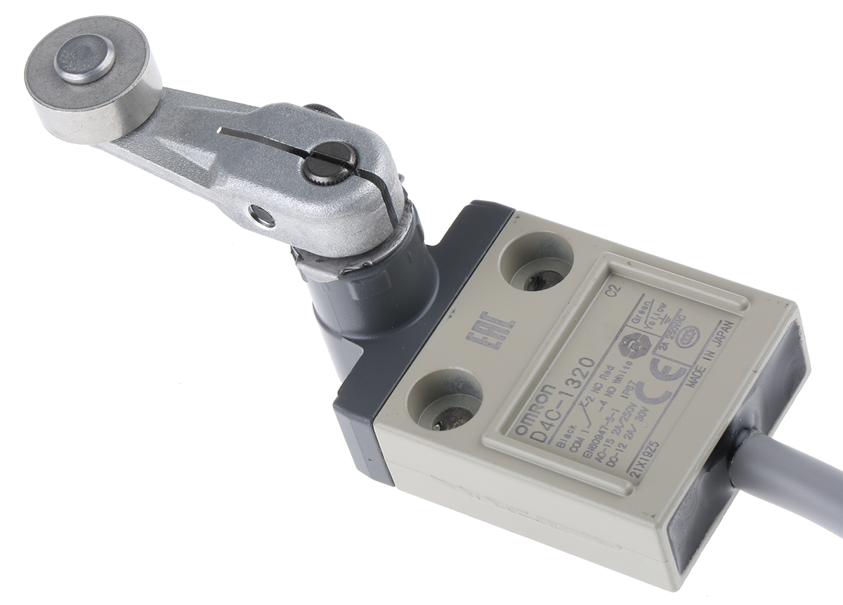 Omron D4C Series Roller Lever Limit Switch, NO/NC, IP67, SPDT, 250V ac Max, 250 V ac 5A Max