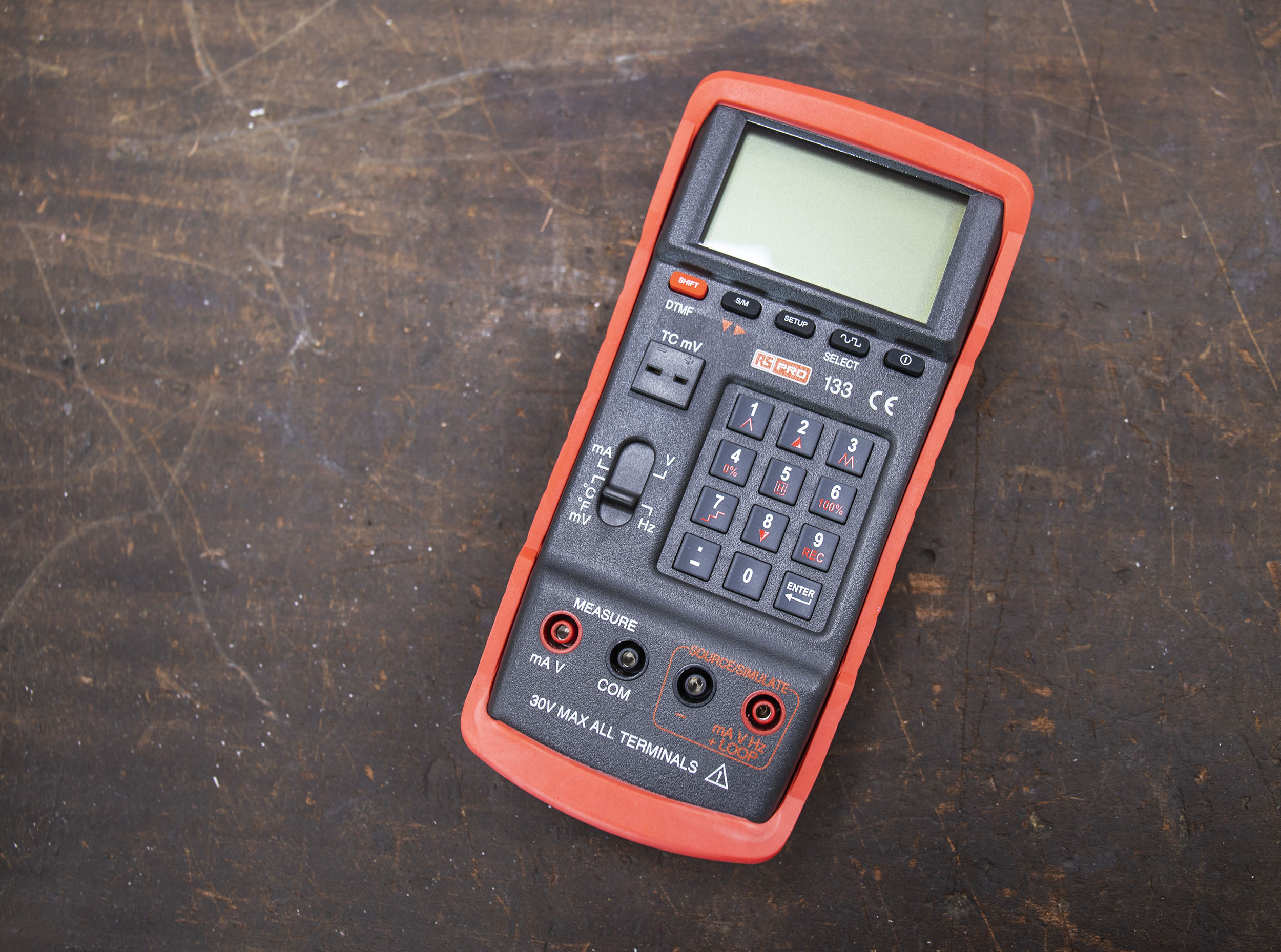 RS PRO 133 Current & Voltage Calibrator, Max Voltage 20V, Max Current 24mA