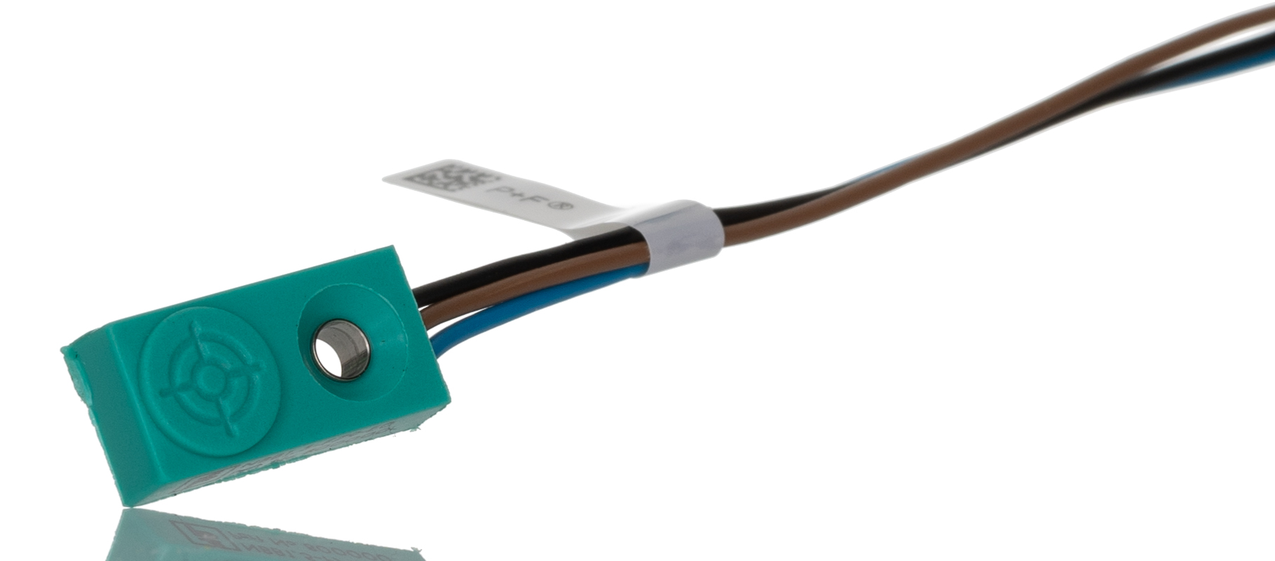 Pepperl + Fuchs Inductive Block Proximity Sensor, 1.5 mm Detection, NPN NO, 5 → 30 V dc