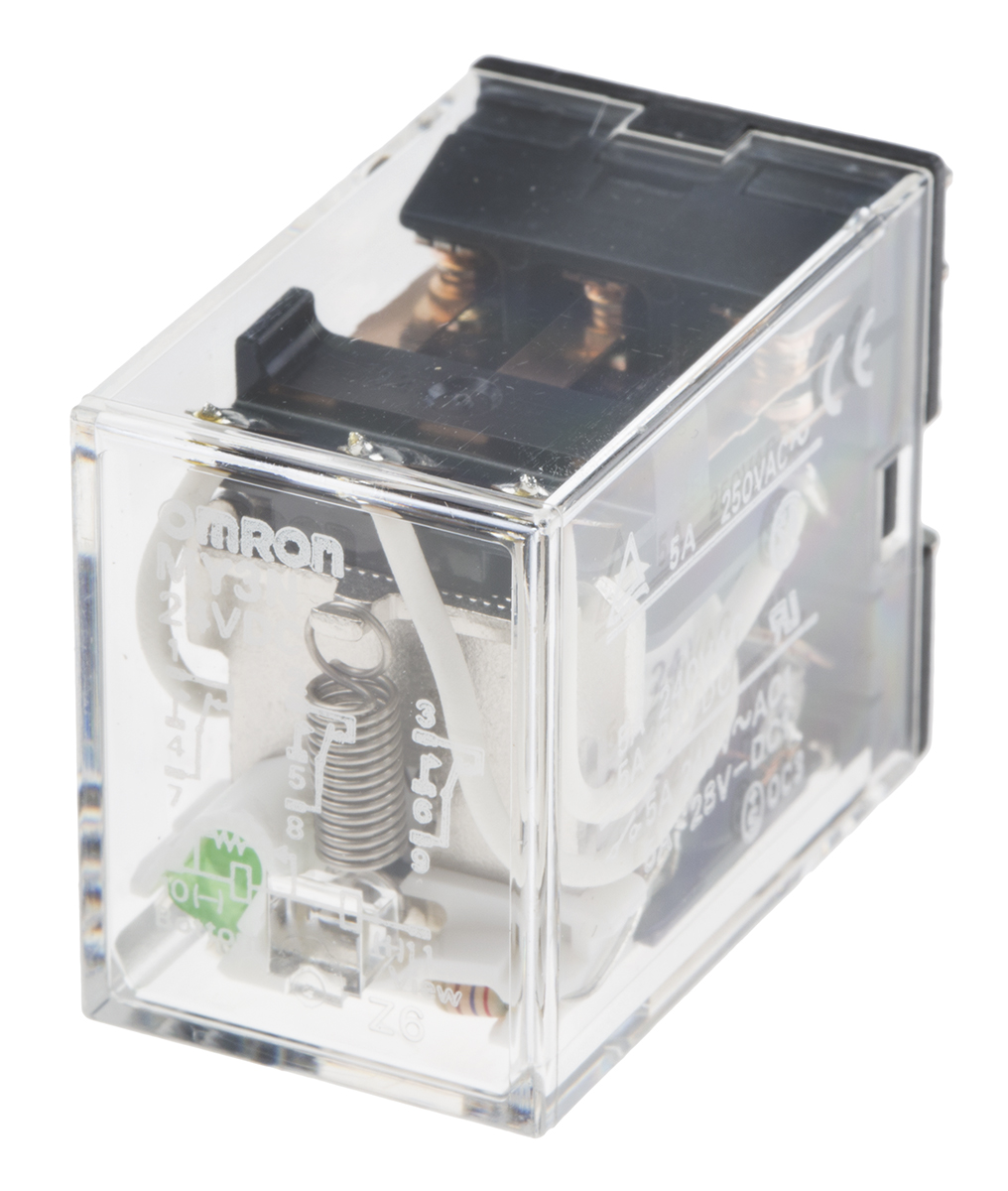 Omron Plug In Power Relay, 24V dc Coil, 5A Switching Current, 3PDT