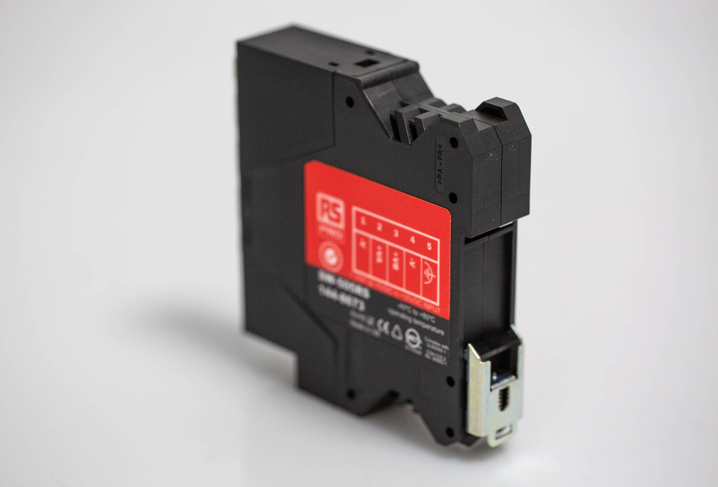 RS PRO DIN Rail Mount Industrial Ethernet Switch, 5 RJ45 Ports, 10/100Mbit/s Transmission