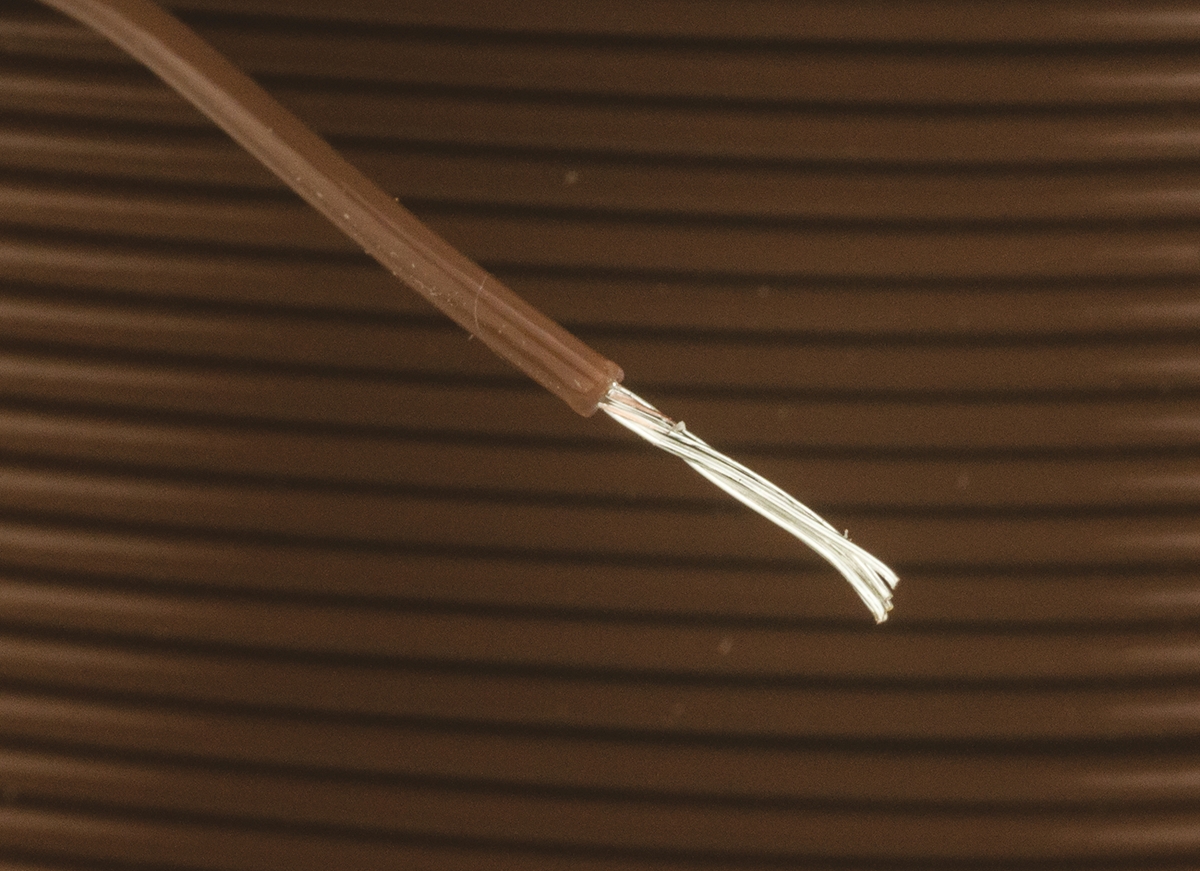 Alpha Wire 5854/7 Series Brown 0.23 mm² PTFE Equipment Wire, 24 AWG, 7/0.20 mm, 30m, PTFE Insulation, 5854/7 BR005