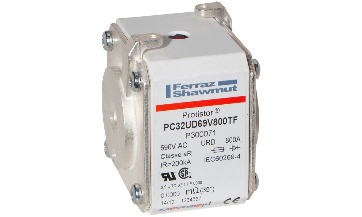 Mersen 800A size 32 FF Square Body Fuse, aR, 700V