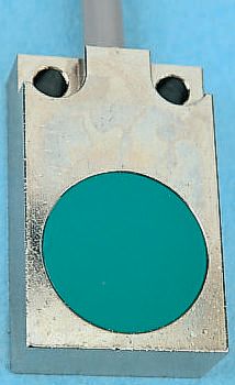 Baumer Inductive Block Proximity Sensor, 5 mm Detection, PNP NO, 10 → 50 V dc