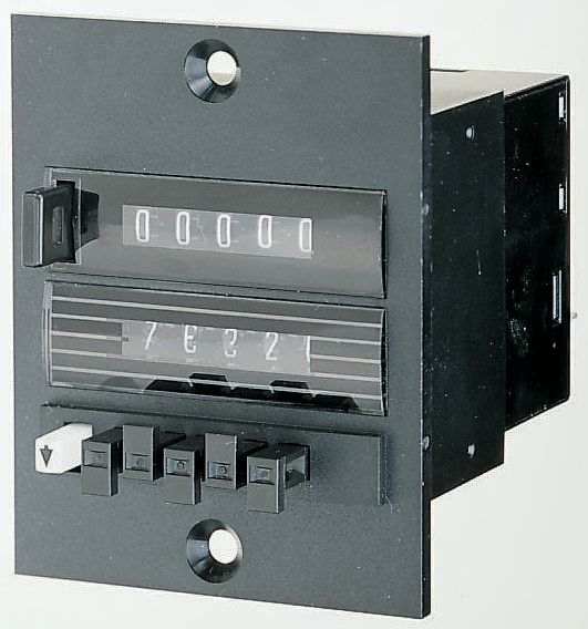 Hengstler 886 Counter, 5 Digit, 10Hz, 230 V ac