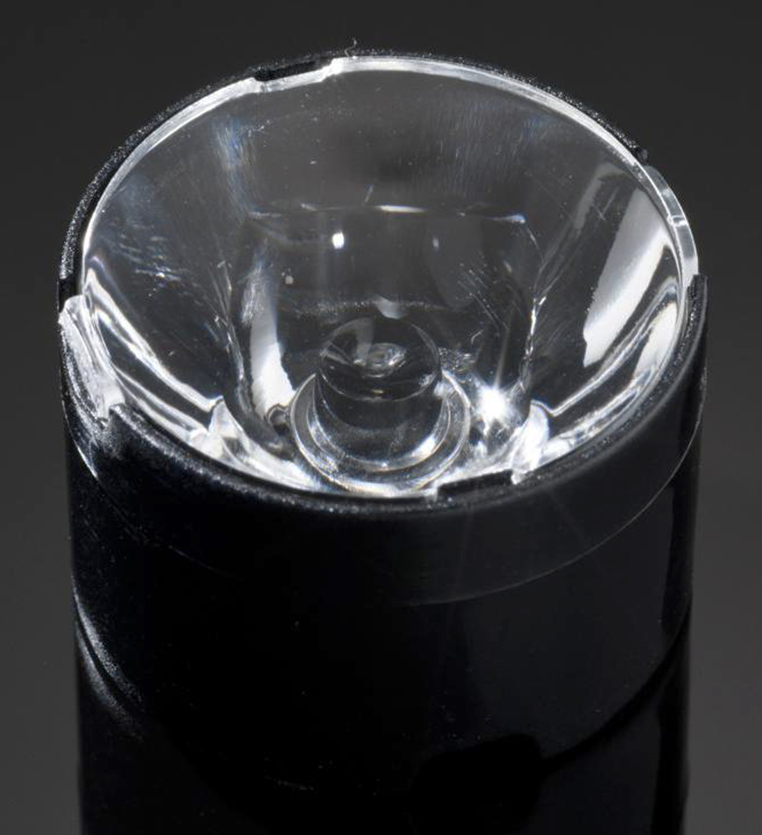 Ledil CA12816_LXP2-RS2, Leila Series LED Lens, 8 → 10 ° Round Beam