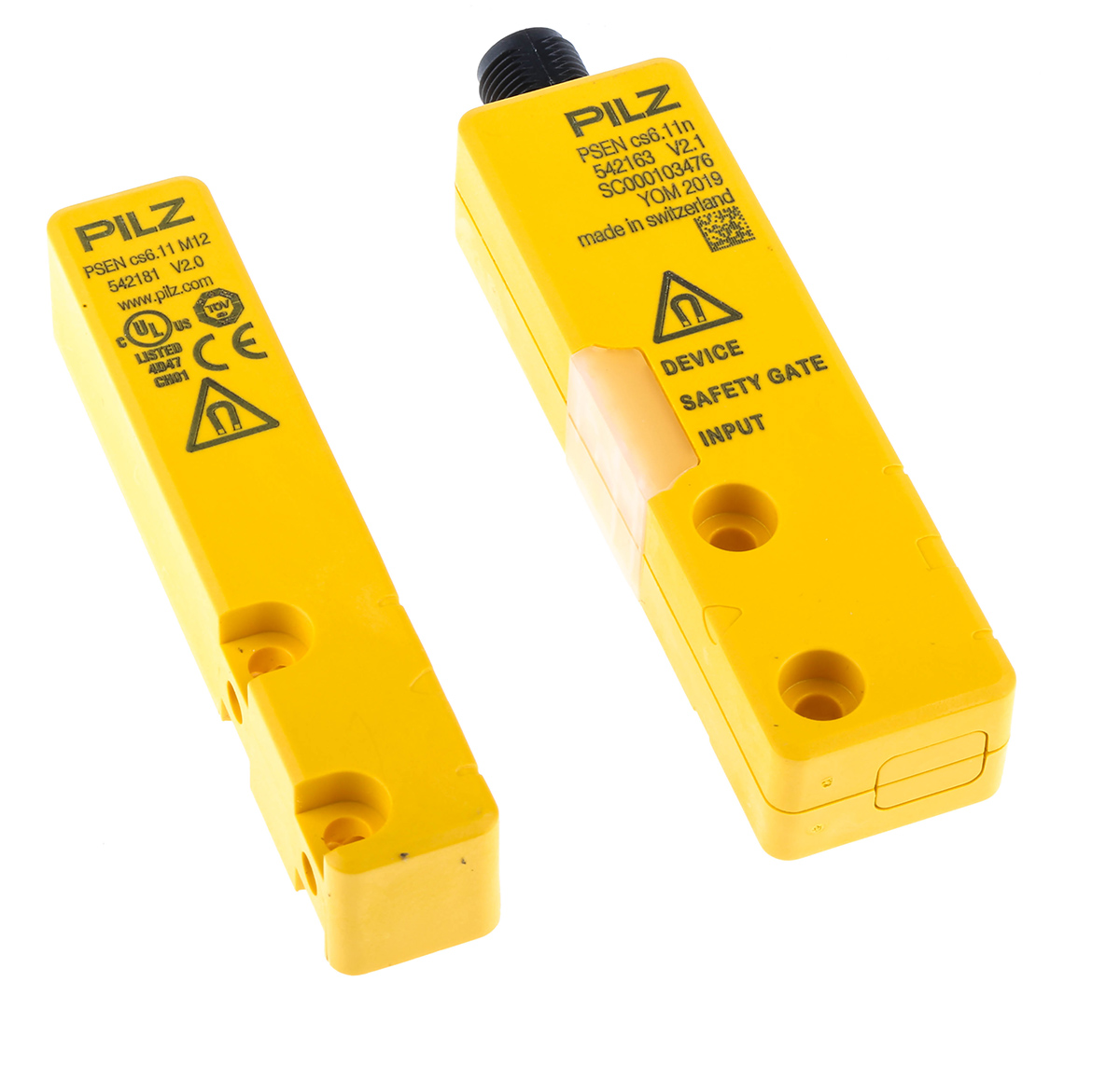 Pilz Transponder Non-Contact Safety Switch, 24V dc, Glass filled Polyamide (PA-GF) Housing, M12