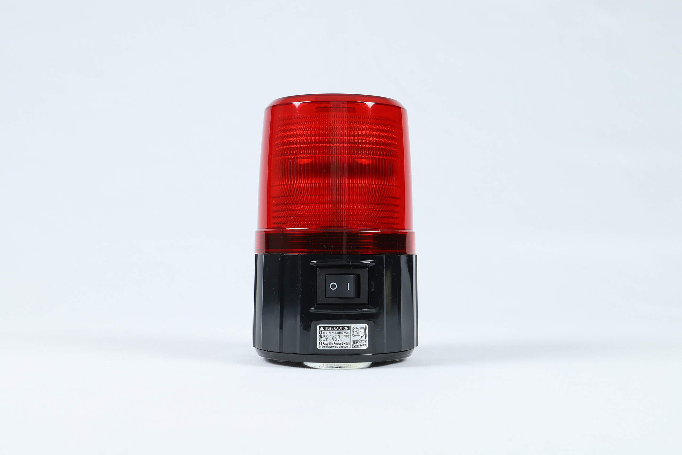 Patlite PFH Series Red Flashing Beacon, 6 V dc (4 - LR6 Alkaline dry cell batteries), Magnetic Mount, LED Bulb, IP55