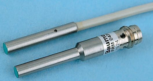 Baumer Inductive Threaded Barrel Proximity Sensor, M8, 1 mm Detection, PNP NO, 10 → 30 V dc