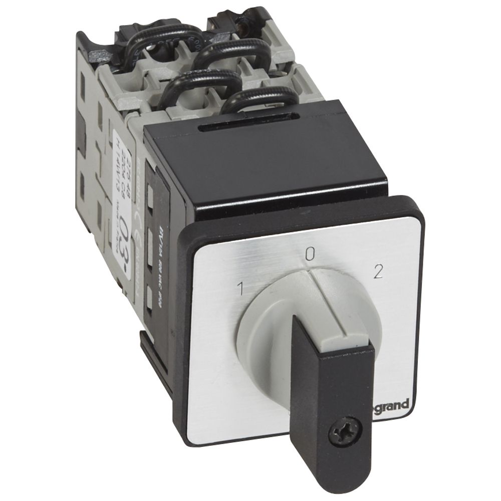 Legrand, 4P 3 Position 45°, 690V (Volts), 16A