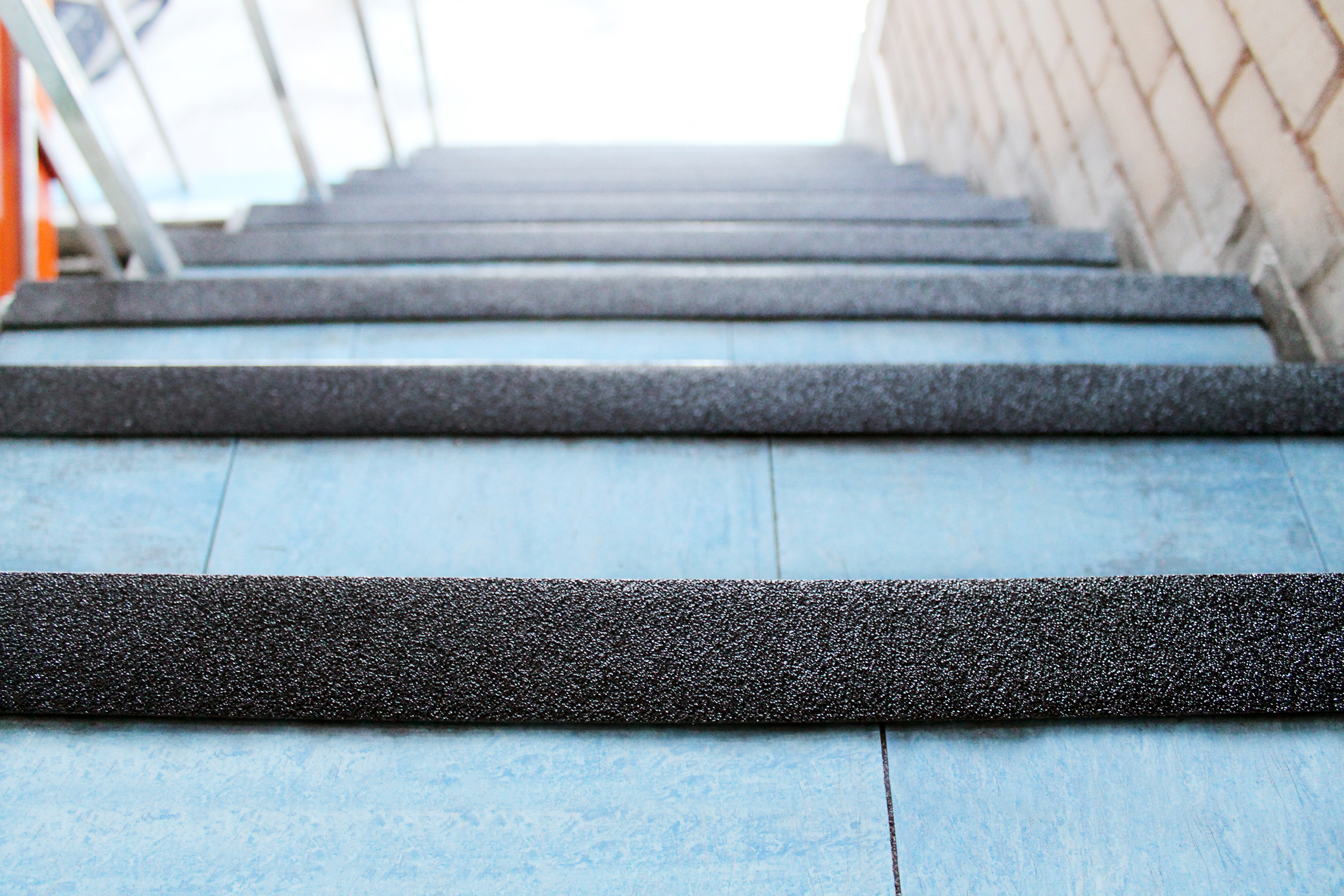 RS PRO Black Anti-slip Tile Abrasive Grit Anti-Slip Tile, Grit Finish 140mm x 140mm x 1.05mm