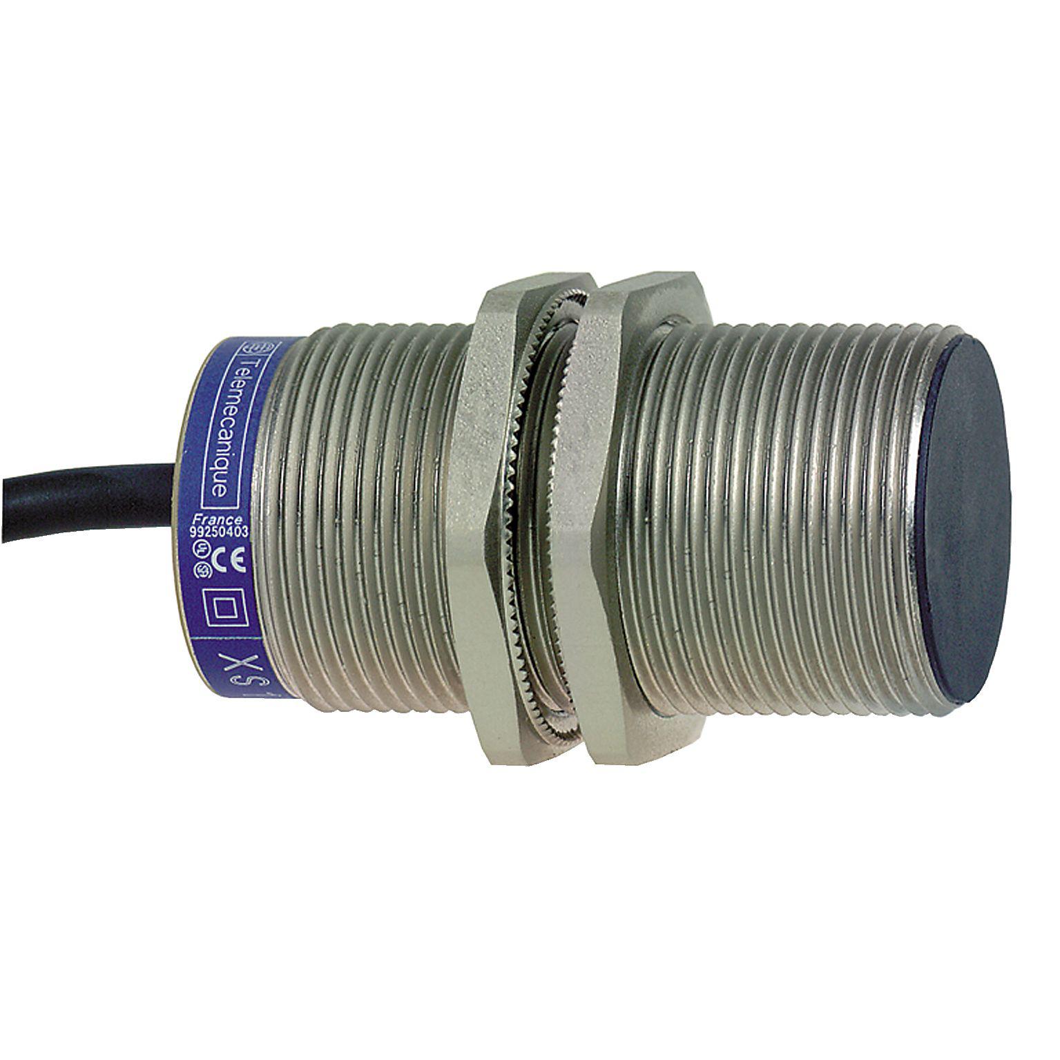 Telemecanique Sensors Inductive Threaded Barrel Proximity Sensor, M30, 10 mm Detection, PNP/NPN NO/NC, 12 → 24 V
