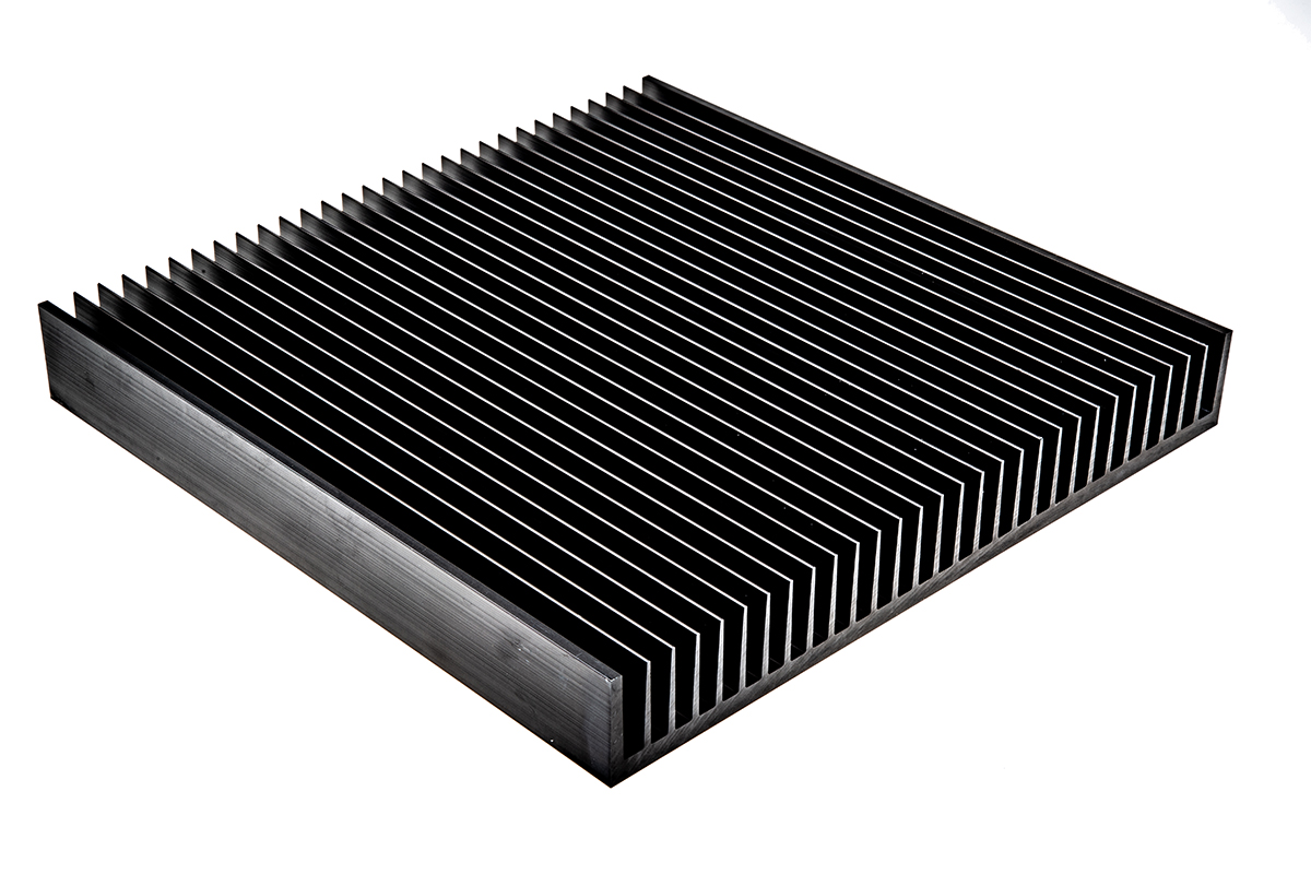 AAVID THERMALLOY Heatsink, Universal Square Alu, 0.3K/W, 300 x 300 x 40mm