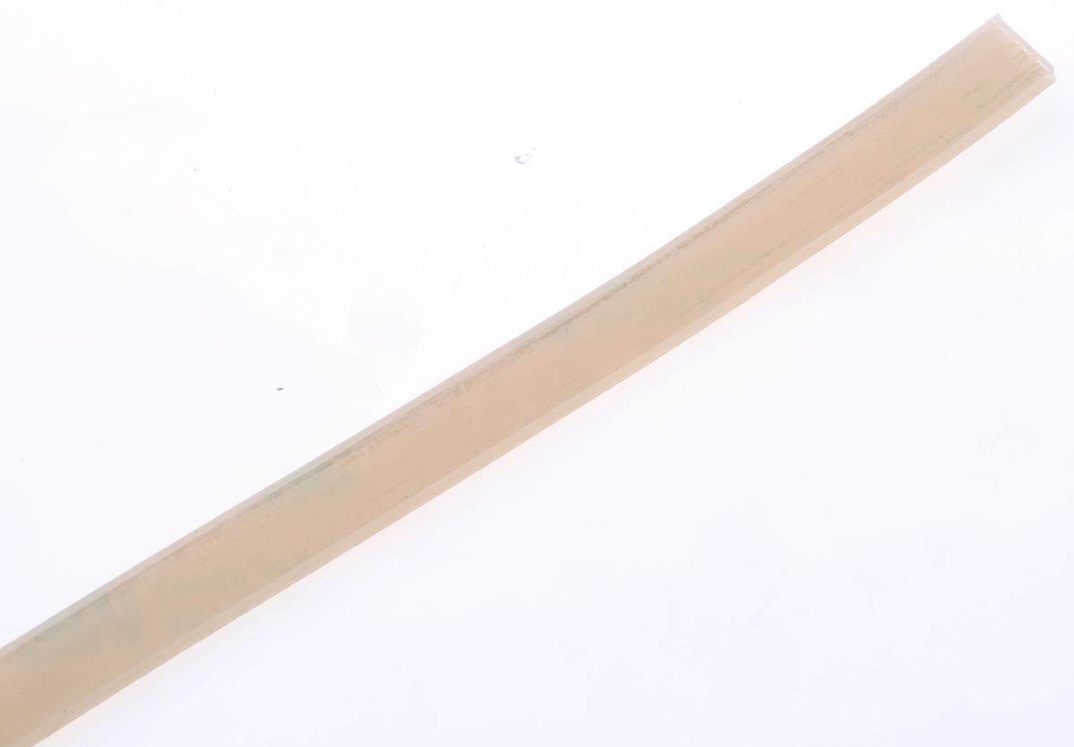 Taica 10mm Anti-Vibration Pad GT-3 Silicone +100°C -40°C 1000 x 10 x 2mm 2mm