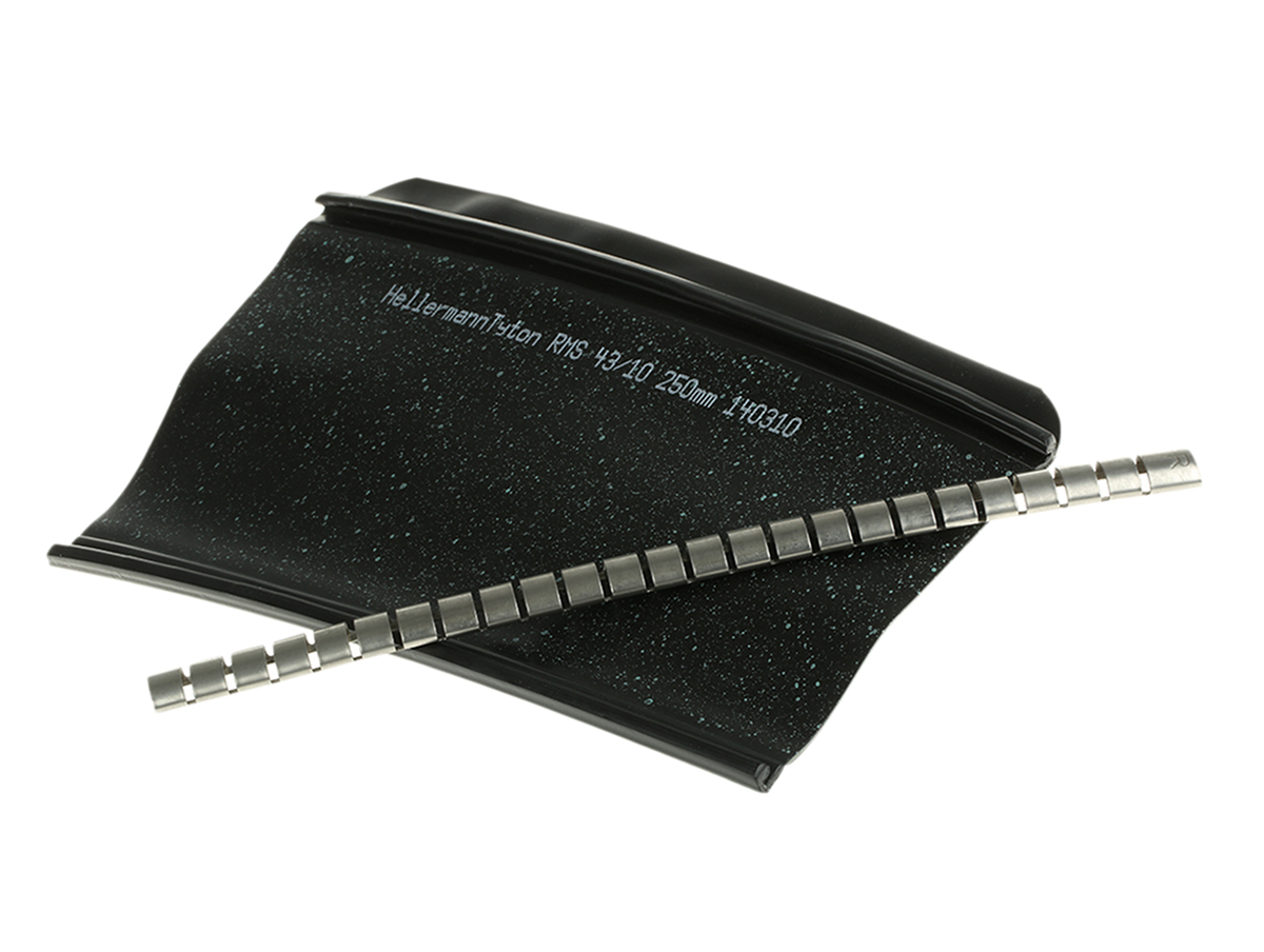 HellermannTyton Adhesive Lined Halogen Free Heat Shrink Tubing, Black 43mm Sleeve Dia. x 250mm Length 4.5:1 Ratio, RMS