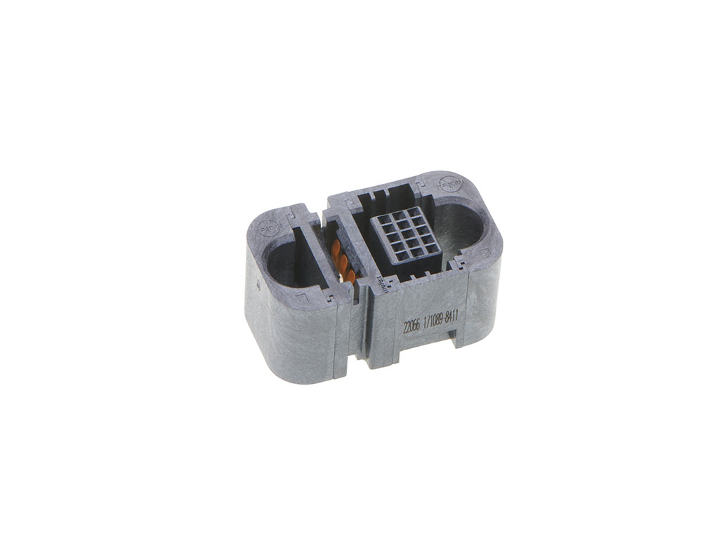 Molex 171089 Series Vertical Through Hole Mount PCB Socket, 16-Contact, 5-Row, 8mm Pitch, Through Hole Termination