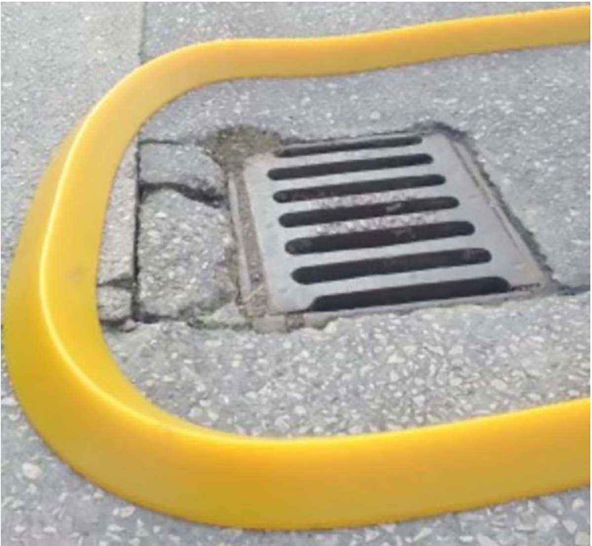 Ecospill Ltd Polyurethane Spill Berm for Drain Protection