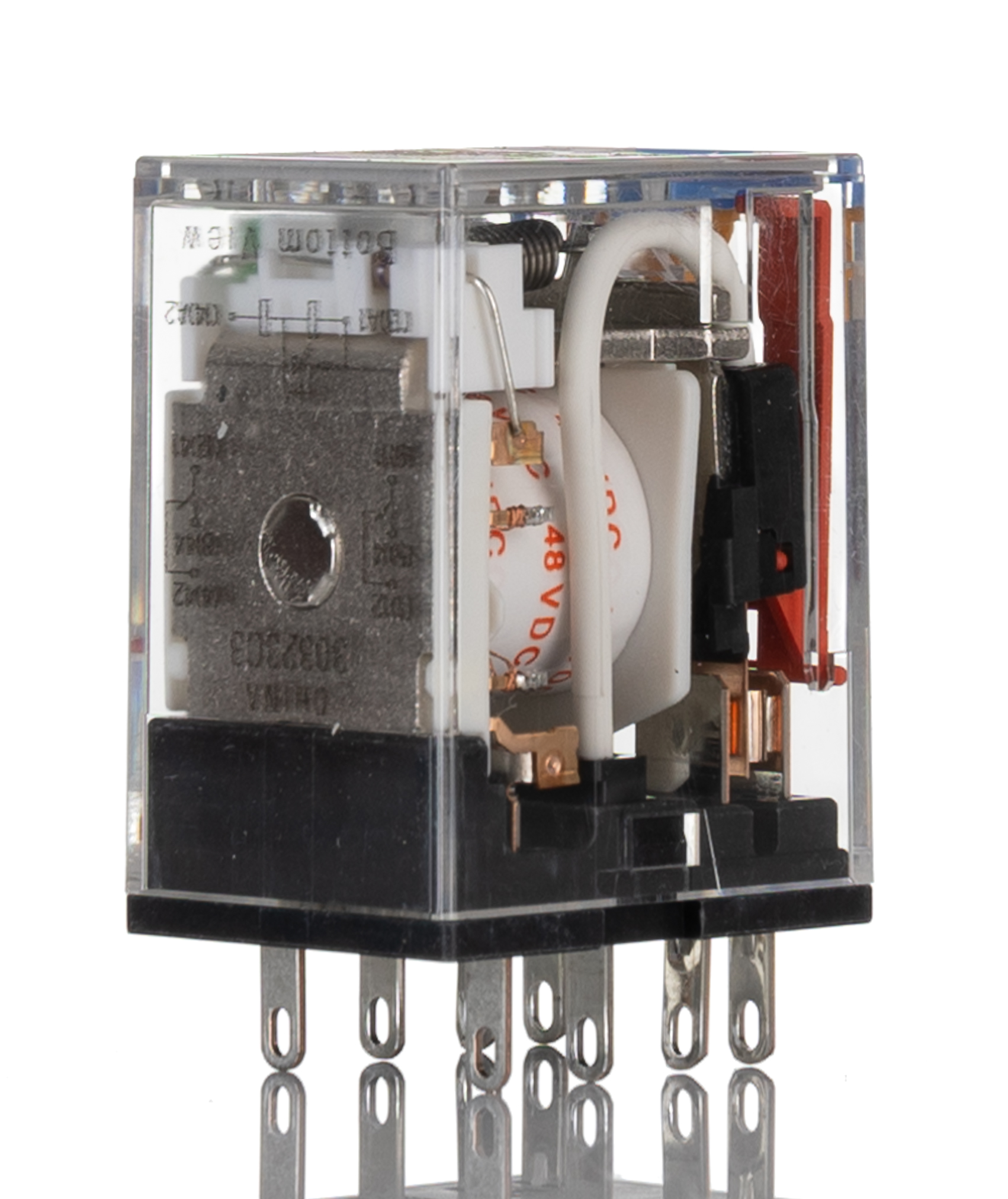 Omron Plug In Latching Power Relay, 48V dc Coil, 10A Switching Current, DPDT