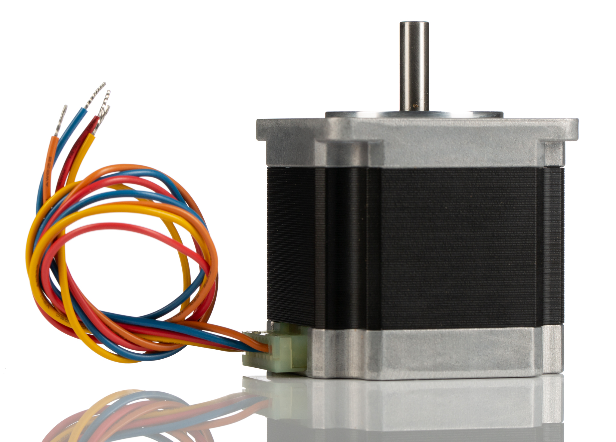 Sanyo Denki 103H7 Series Hybrid, Single Shaft Stepper Motor, 1.0Nm Torque, 24 V, 1.8°, 56 x 56mm Frame, 6.35mm Shaft