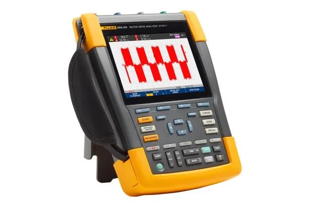 Fluke MDA-550/FPC MDA-550 III Series, 500MHz Portable Oscilloscope, 4 Digital Channels - UKAS Calibrated
