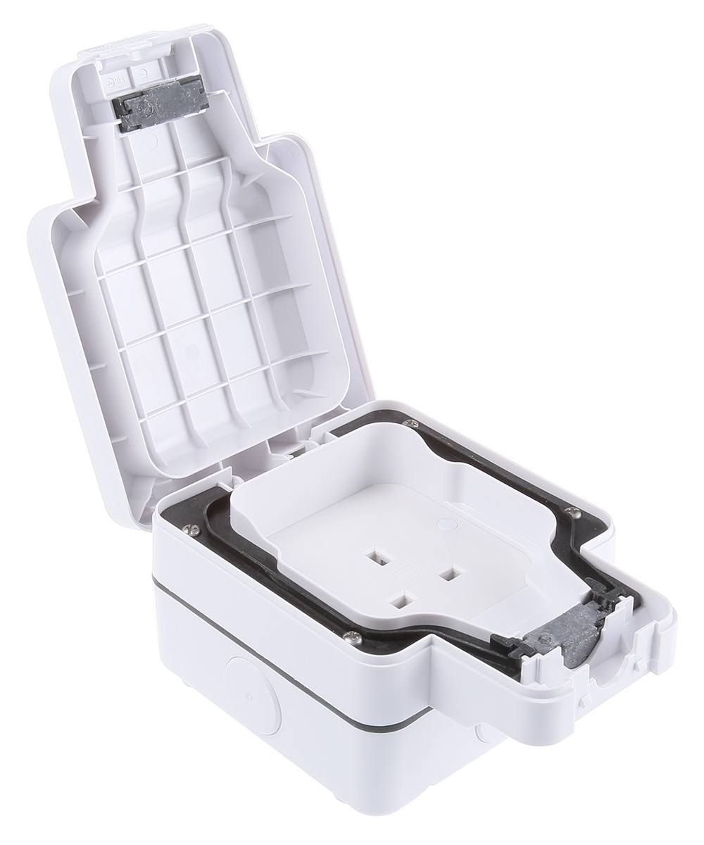 MK Electric White 1 Gang Plug Socket, 2 Poles, 13A, Type G - British, Outdoor Use