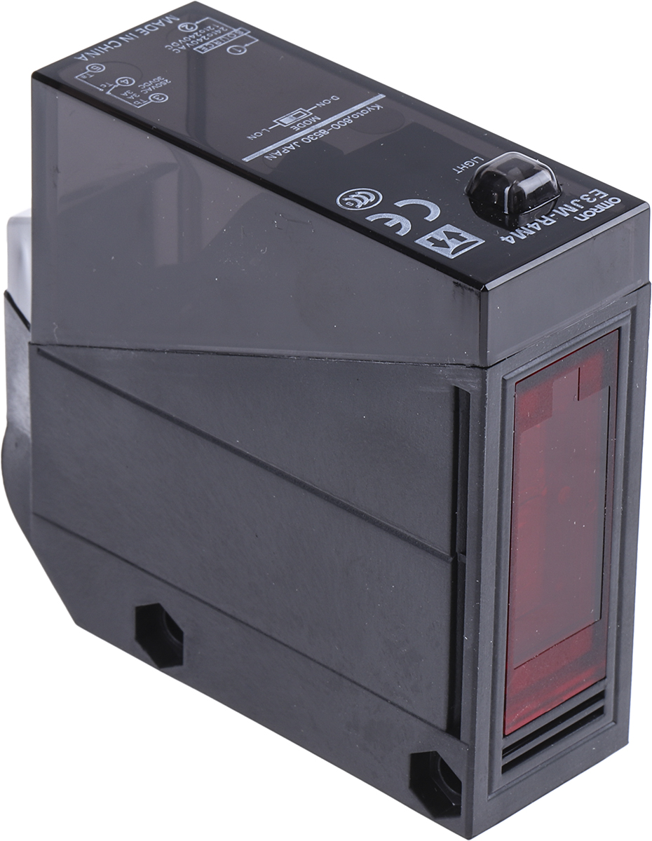 Omron Retroreflective Photoelectric Sensor, Block Sensor, 4 m Detection Range