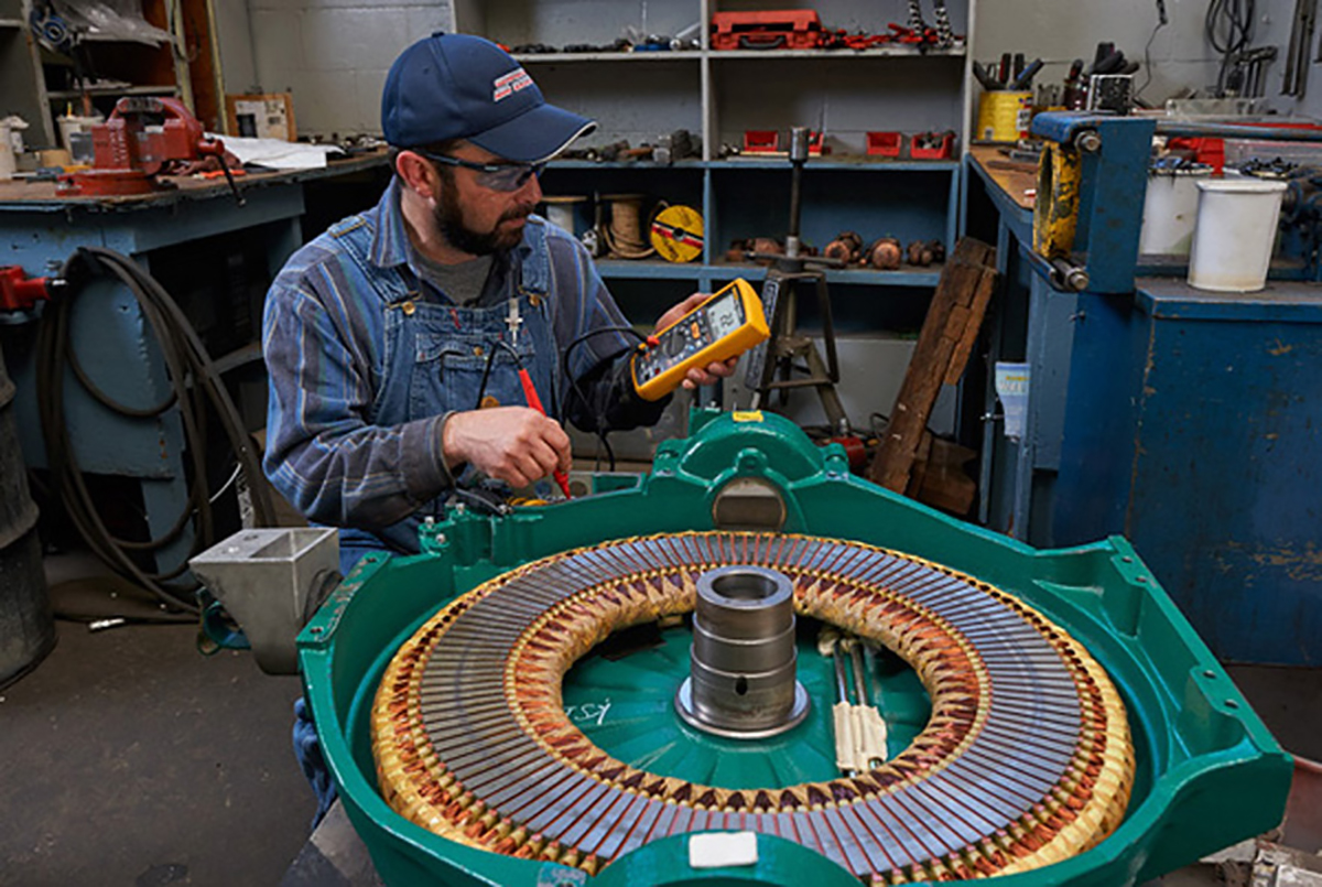 Fluke 1587 Multimeter Kit With RS Calibration
