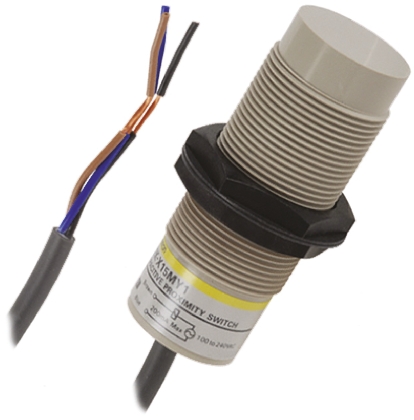 Omron Capacitive Threaded Barrel Proximity Sensor, M18, 8 mm Detection, NPN NO, 10 → 30 V dc