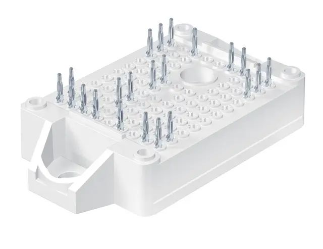 Semikron Danfoss SEMITOP SiC Power Module, 51 A, 1200 V SK40MLLE120CR03TE1
