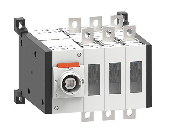 Lovato 3P Pole Screw Mount Changeover Switch - 160A Maximum Current, 144kW Power Rating
