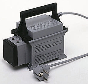 Block 1000VA Enclosed Autotransformer, 230V ac Primary, 110 V ac Secondary