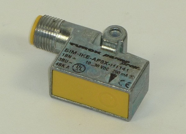 Turck Inductive Block Proximity Sensor, M12, PNP NO, 10 → 30 V dc