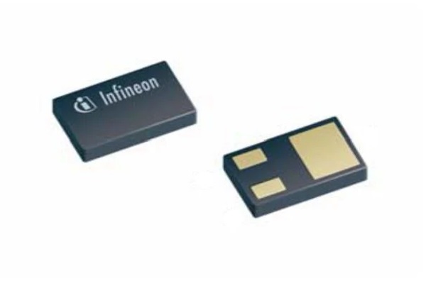 Infineon BFR740L3RHE6327XTSA1 NPN RF Bipolar Transistor, 40 mA, 4 V, 4-Pin TSLP-3-9