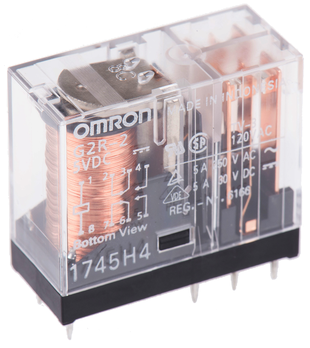 Omron PCB Mount Power Relay, 5V dc Coil, 5A Switching Current, DPDT