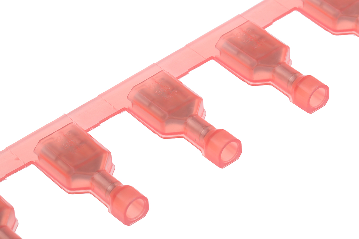 TE Connectivity Ultra-Fast .250 Red Insulated Female Spade Connector, Receptacle, 6.35 x 0.81mm Tab Size, 0.3mm² to